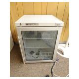 Locking Global Industrial Pharmaceutical Fridge