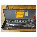Large Sockets with Breaker Bar - 1.25' - 2'