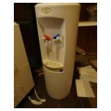 Polar Hot/Cold Water Dispenser