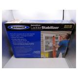 New Werner QuickClick Ladder Stabilizer in Box