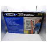 New Werner QuickClick Ladder Stabilizer in Box