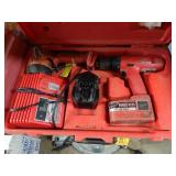 Milwaukee 12v Cordless Drill Kit with Light /