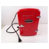 Frigidaire Mini Desk Fridge