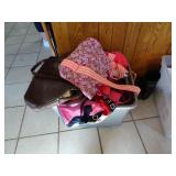 Tote of Misc Purses Bags & Dï¿½cor