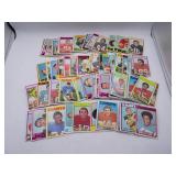 Lot of 1972 Topps NFL Football Cards - 127ct