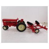 Ertl International 1:16 Scale Die Cast Tractor /