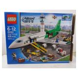 Lego City 60022 Cargo Terminal Set in Box OPEN