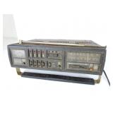 Vintage General Electric Searcher AM / FM Radio
