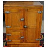 Oak 3door ice box