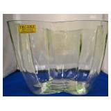 Pilgrim art glass w/label