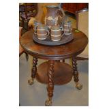 Oak twist leg parlor table