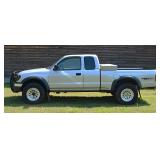 2003 TOYOTA TACOMA SR5 XTRACAB 4WD-3.4L 