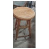 Oak swivel stool 24in