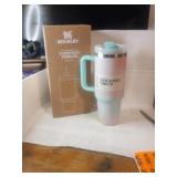Brand New Stanley Flow State Tumbler 40