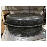 Granite Ware 15-inch covered oval roaster