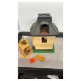 Hasbro weebles wobble ghost house with furniture