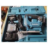 Makita 12 volt Jig Saw with Charger and 2