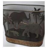 Awesome Metal Mesh Elephant Theme Basket & Bird