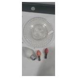 Opalescent hobnail plate 8.5in, 2 finials, 1