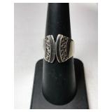 Silver band ring marked 925 size 6.5.      .165oz Silver band ring marked 925 size 6.5.      .165oz