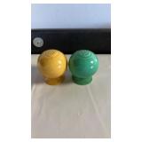 Green/yellow Fiestaware salt and pepper shaker Green/yellow Fiestaware salt and pepper shaker