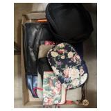 Clutches, wallets, makeup bags Clutches, wallets, makeup bags