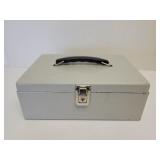 Metal lock box with key 11x8x4 Metal lock box with key 11x8x4
