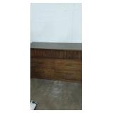 Bassett 6 drawer dresser 50x18x31in Bassett 6 drawer dresser 50x18x31in