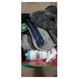 Umbrella , wipes , gift bag Umbrella , wipes , gift bag