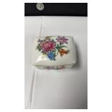 Minton haddon hall trinket bone china with 2 Minton haddon hall trinket bone china with 2