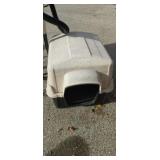 Pet mate plastic dog house  medium size pet Pet mate plastic dog house  medium size pet