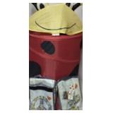 2 NEW Insulated Lunch Bags Licensed Plate & 2 NEW Insulated Lunch Bags Licensed Plate &
