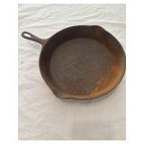 10� cast iron skillet T5F #8 10� cast iron skillet T5F #8