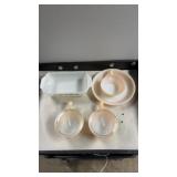 Fire king ware bowls, with lids. #13, 5 , fire Fire king ware bowls, with lids. #13, 5 , fire