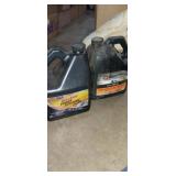 Bar chain oil, power steering fluid half full Bar chain oil, power steering fluid half full