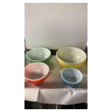 Pyrex primary colors set of mixing bowls A-12 Pyrex primary colors set of mixing bowls A-12
