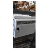 GE 6000BTU AC unit model Akq06lzg1 GE 6000BTU AC unit model Akq06lzg1