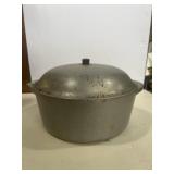 Club Hammered Aluminum Oval Roaster Club Hammered Aluminum Oval Roaster