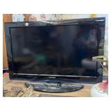 32 inch Toshiba flatscreen TV 32 inch Toshiba flatscreen TV