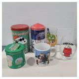 Charlie brown tins, glasses and mug Charlie brown tins, glasses and mug