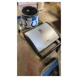 George Foreman Lean mean fat grilling machine George Foreman Lean mean fat grilling machine