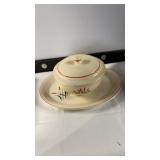 Oven proof cat tail style designed pottery Oven proof cat tail style designed pottery
