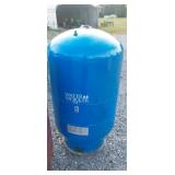 Water worker unused pre-charged water system tank Water worker unused pre-charged water system tank