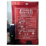 NEW LED Rechargeable Tactical Zoom In & Out or in