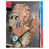 Kids baseball mitt