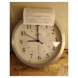 Atomix radio control atomic clock.