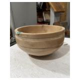 Hand turn wooden bowl 8-9 inches