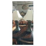 Matching pair of table lamps 32in