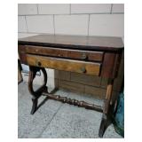 Antique makeup vanity (missing 1 knob)( some