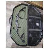 Grizzly 3 Compound Bow with hard case